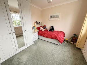 Photo 19- click for photo gallery